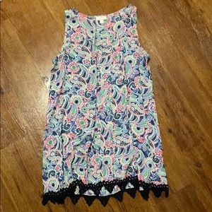 Sleeveless tank with Lace trim